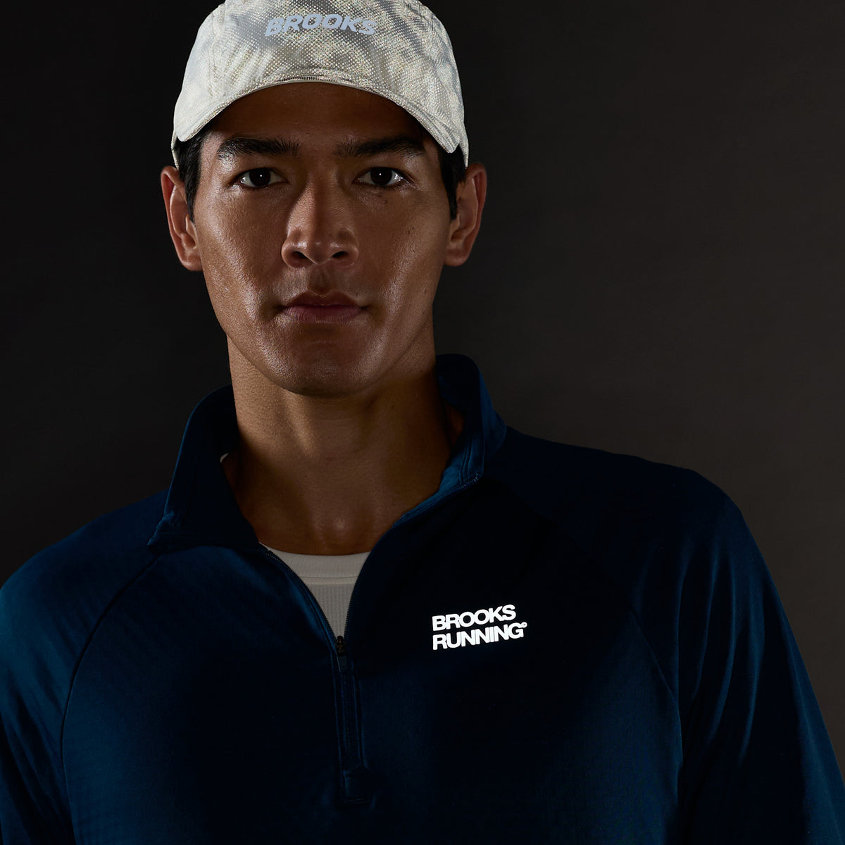 Brooks Thermal Reflective 1/2 Zip Erkek Sweatshirt - Mavi