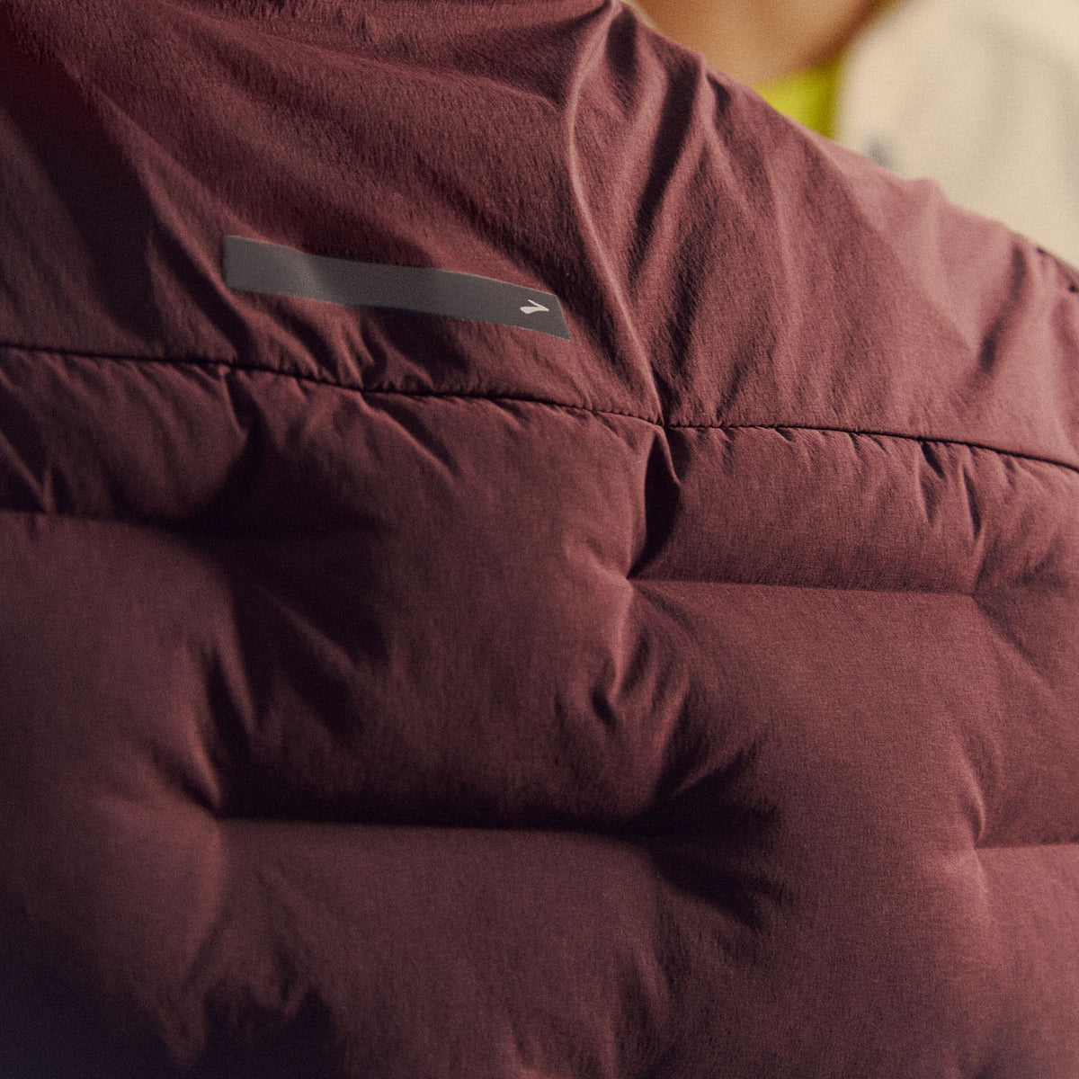 Brooks Momentum Thermal Kadın Yelek - Kahve