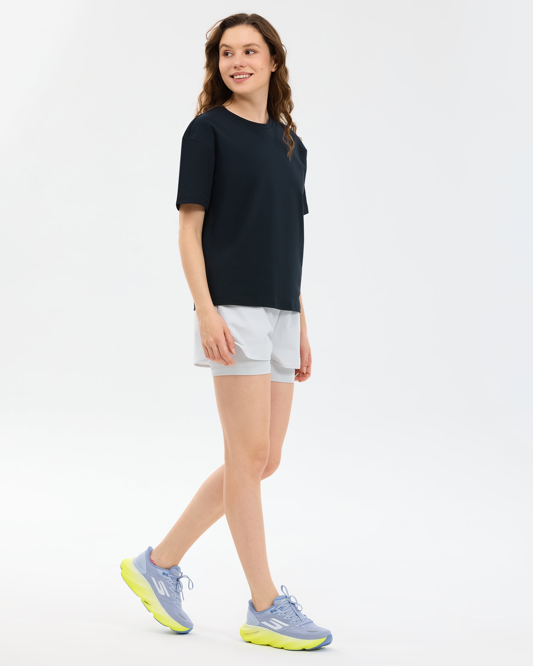 Skechers Loose Fit Kadın Tişört - Siyah