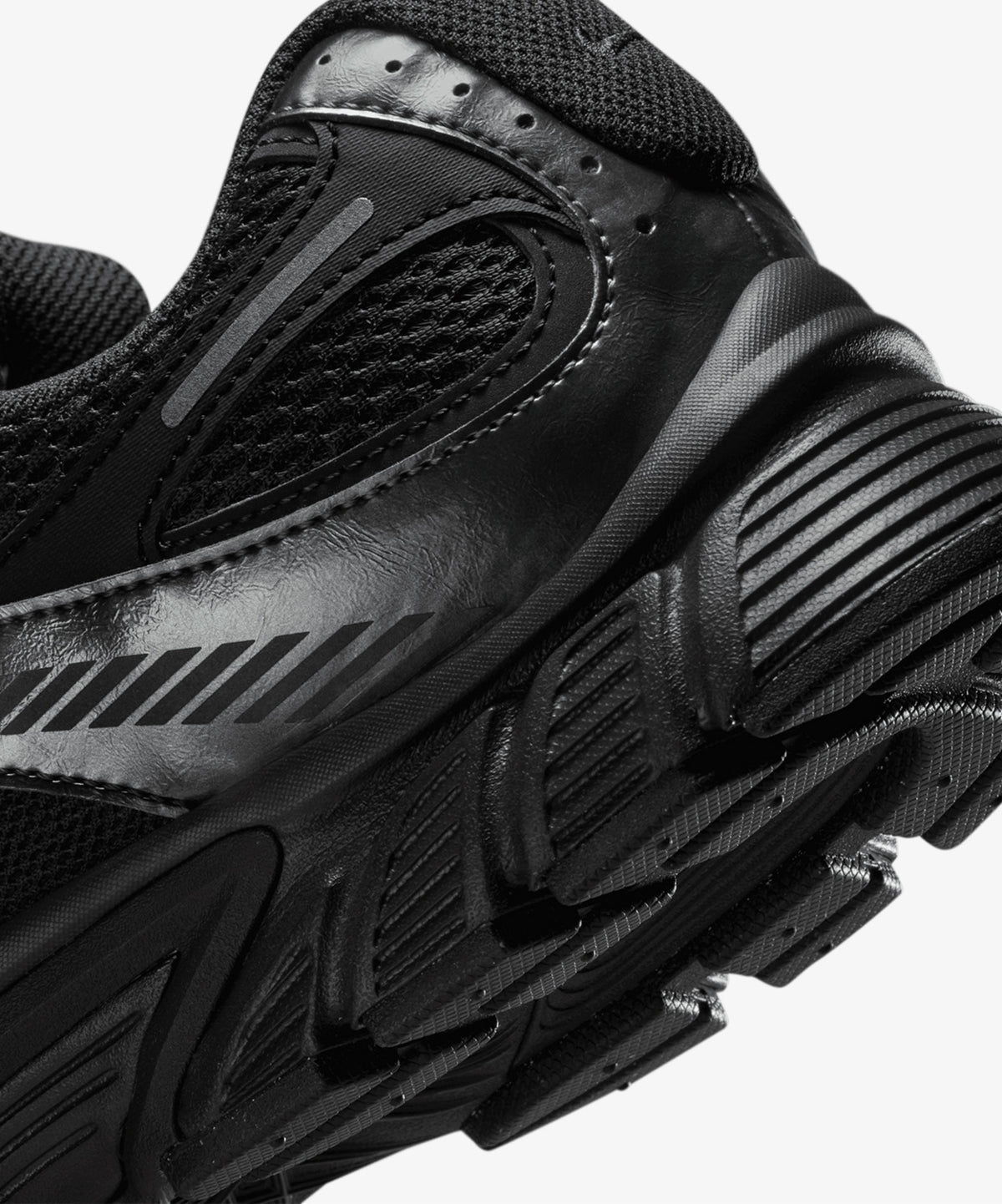 Nike V5 RNR Erkek Sneaker - Siyah