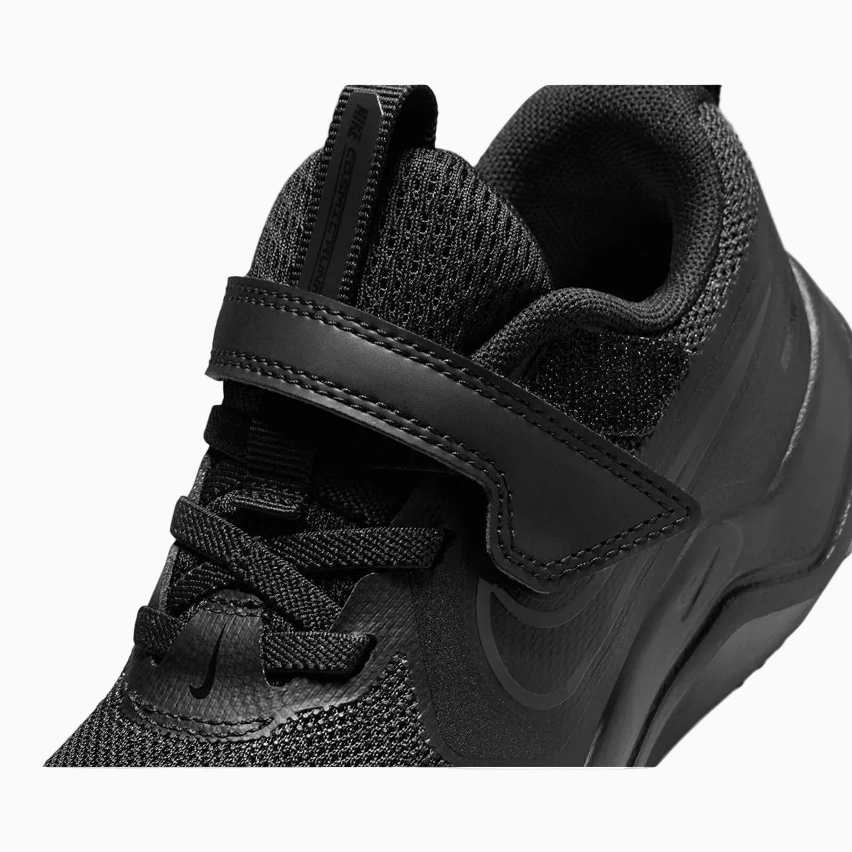 Nike Cosmic Runner Çocuk Günlük Ayakkabı - Siyah