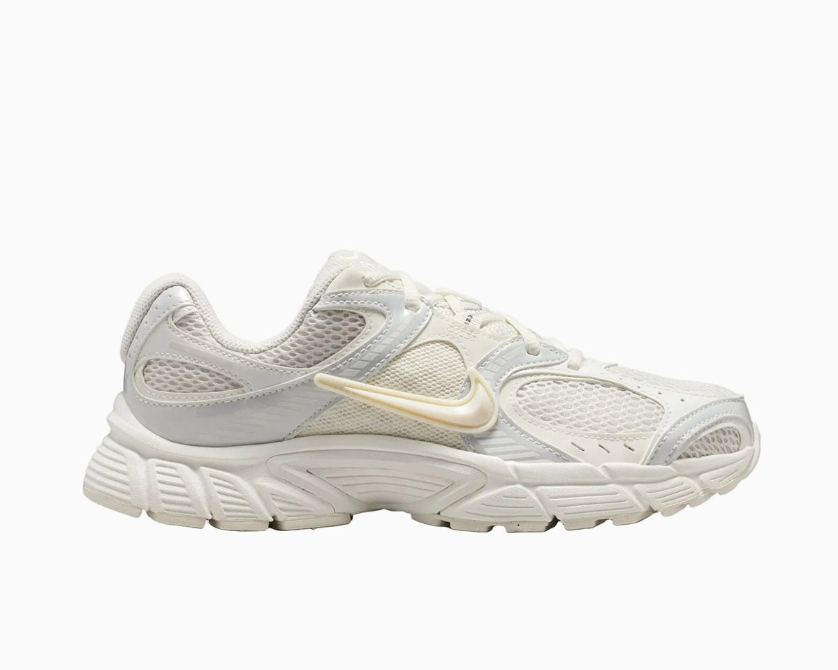 Nike V5 RNR Kadın Sneaker - Bej