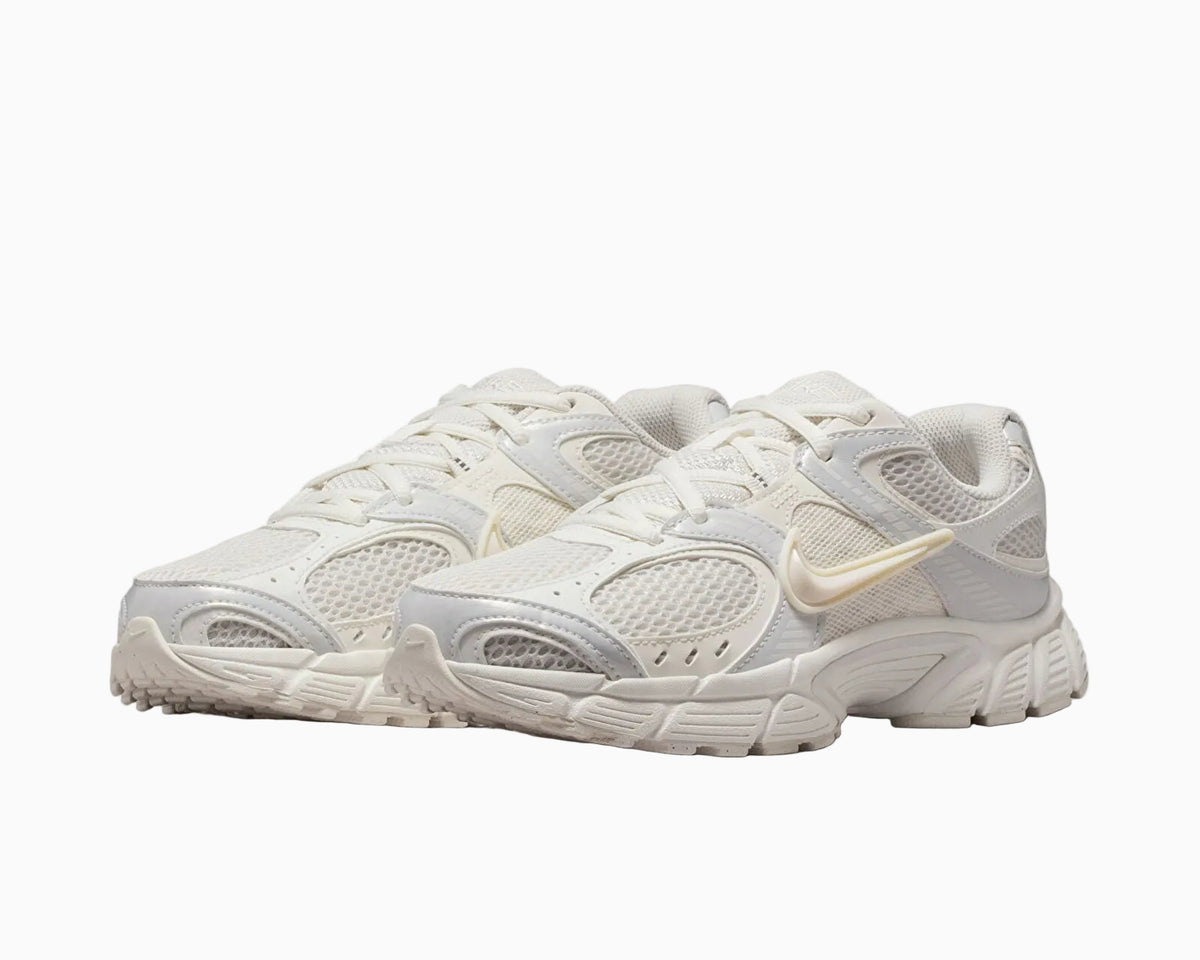 Nike V5 RNR Kadın Sneaker - Bej