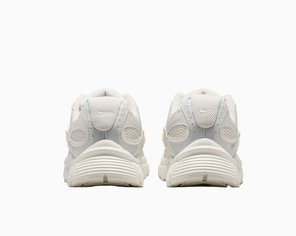 Nike V5 RNR Kadın Sneaker - Bej