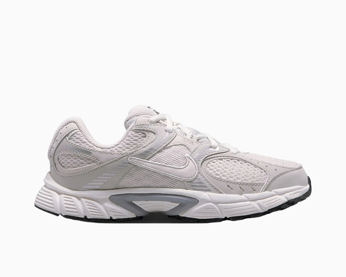 Nike V5 RNR Kadın Sneaker - Bej