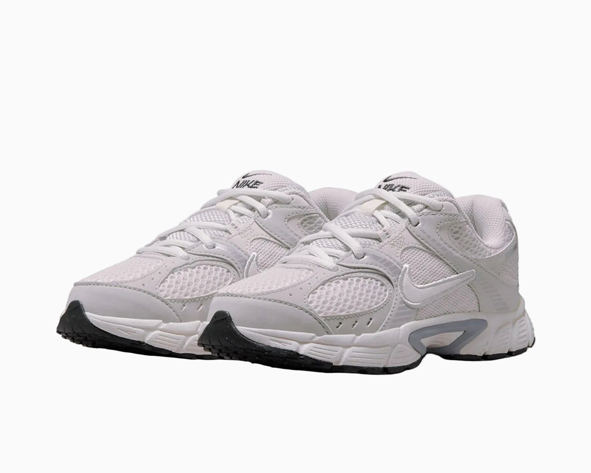 Nike V5 RNR Kadın Sneaker - Bej