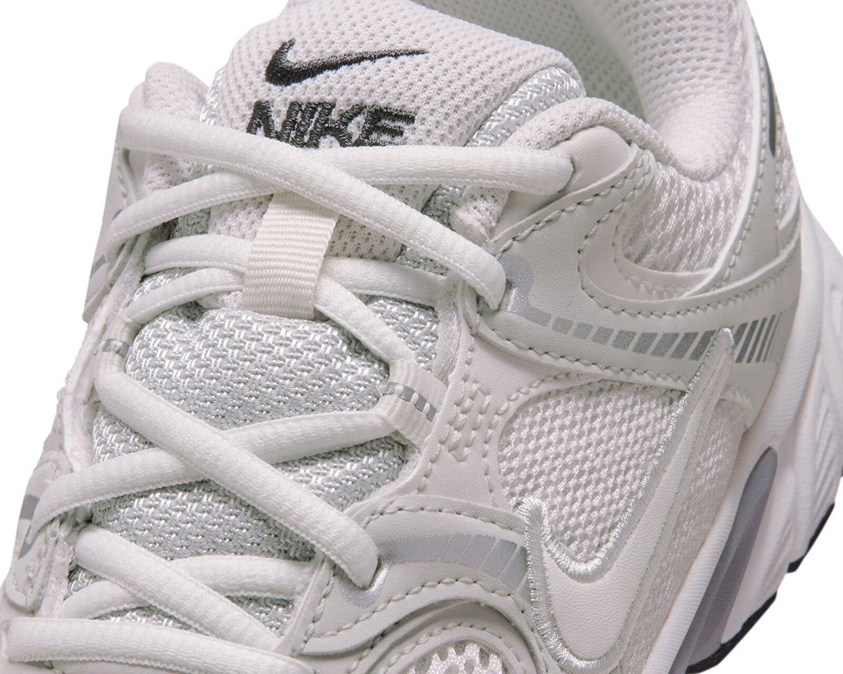 Nike V5 RNR Kadın Sneaker - Bej