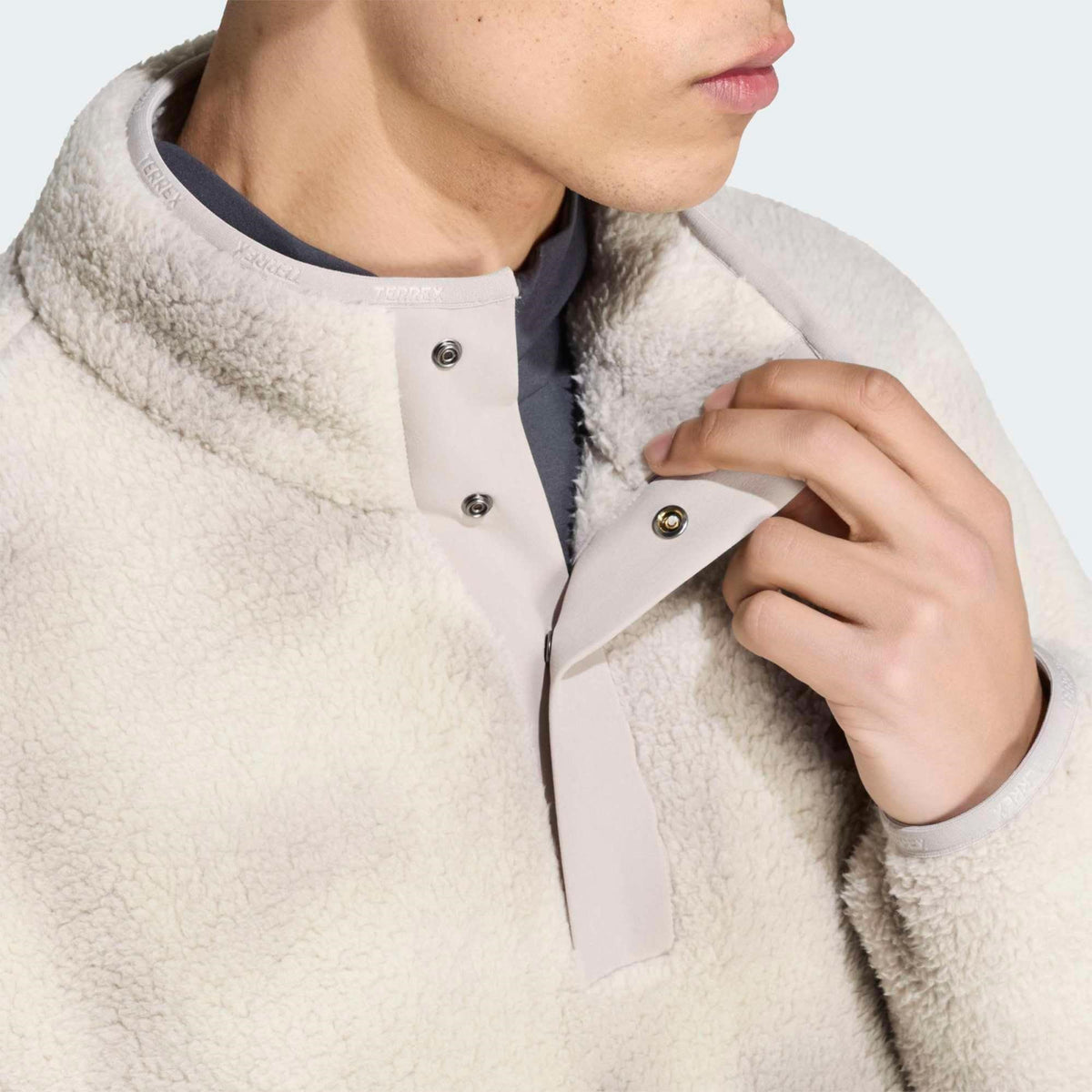 adidas Terrex Multi Essentials Erkek Sweatshirt - Bej