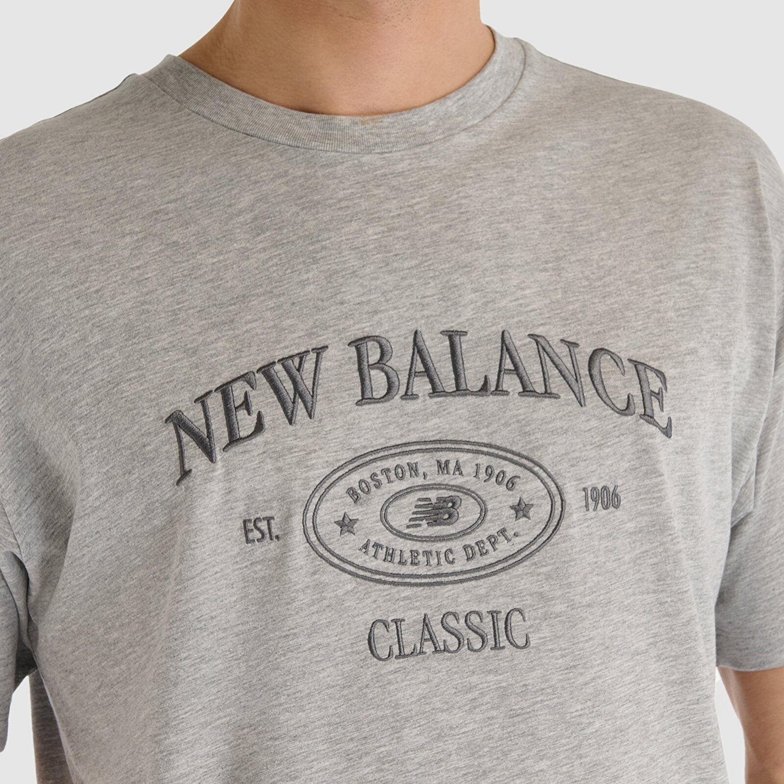 New Balance Lifestyle Erkek Tişört - Gri