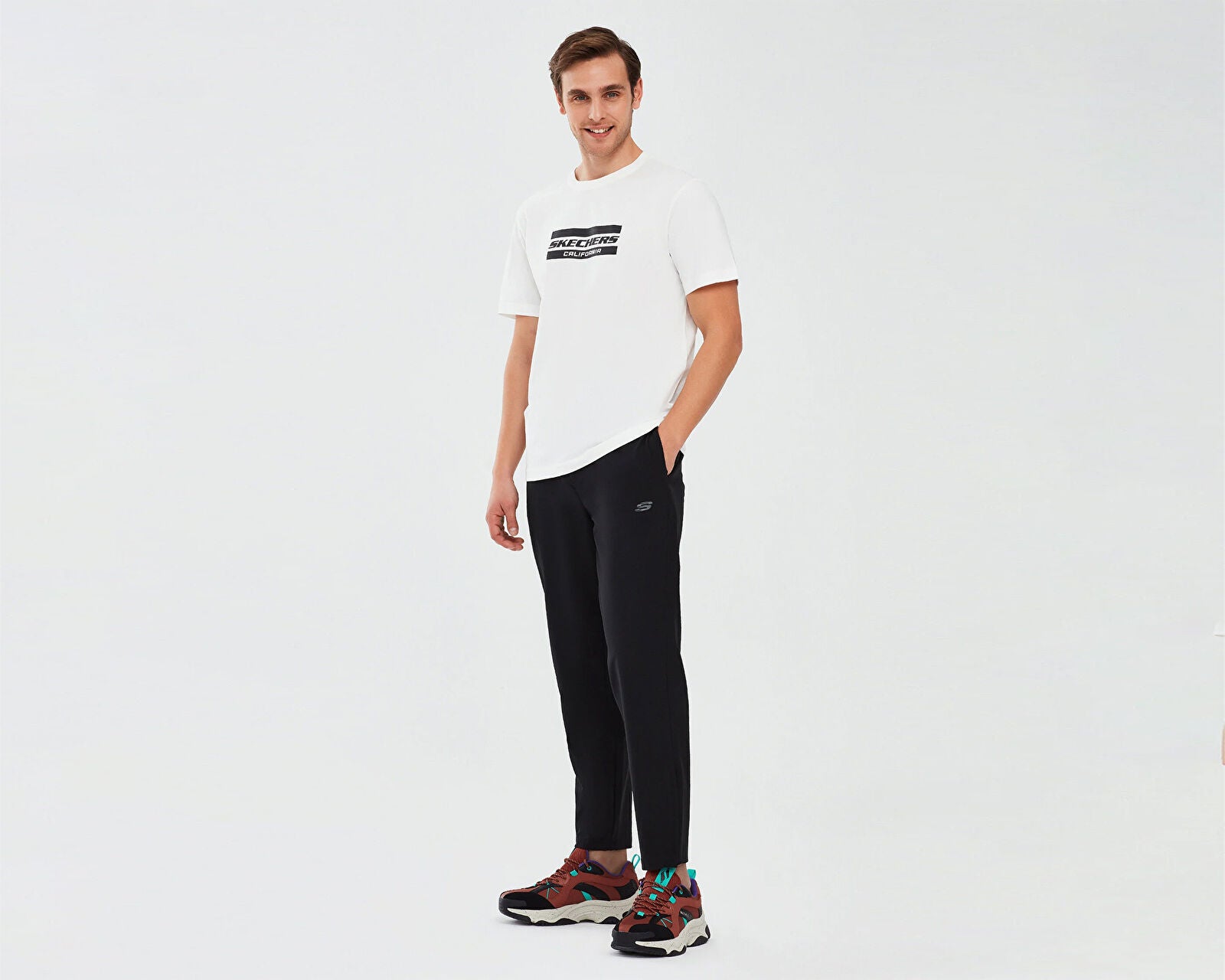 Skechers Graphic Short Sleeve Erkek Tişört - Kırık Beyaz