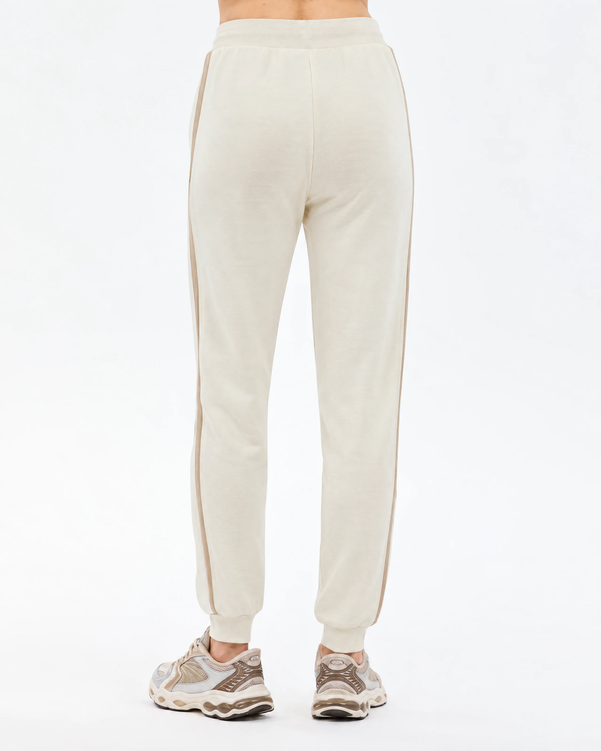 Skechers LW Fleece Jogger Kadın Eşofman Alt - Beyaz