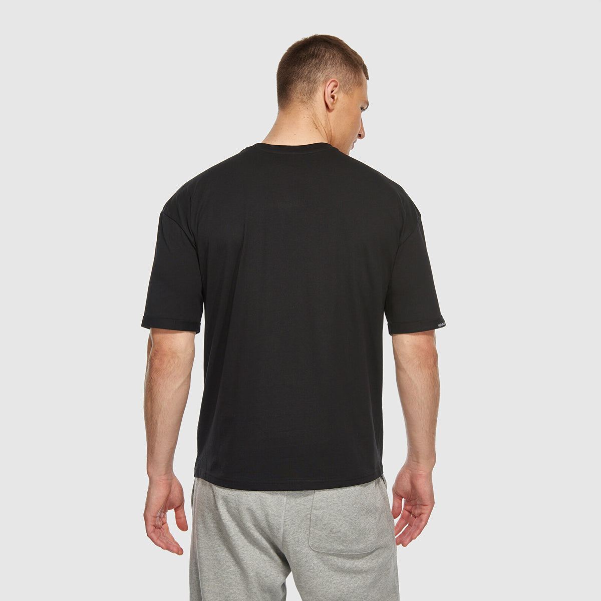 New Balance Lifestyle Unisex Tişört - Siyah