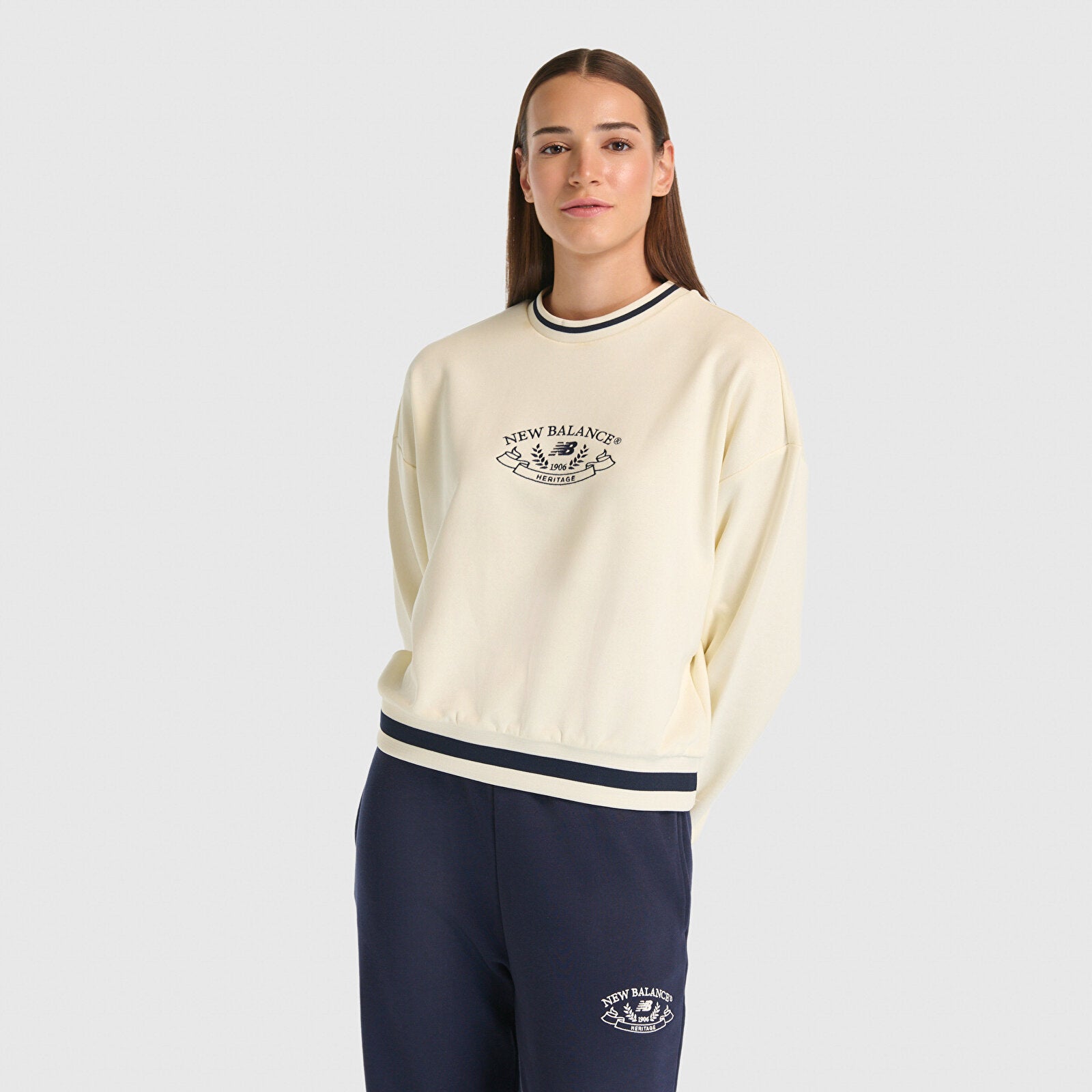 New Balance Lifestyle Kadın Sweat - Bej