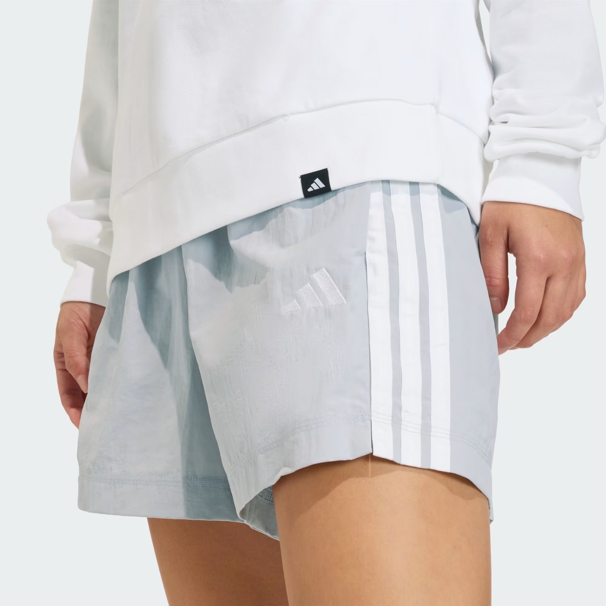 adidas 3-Stripes Essentials  Kadın Şort - Gri