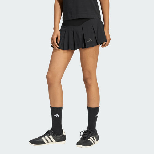 adidas  Seasonal Essentials Colourpop Kadın Şort Etek - Siyah