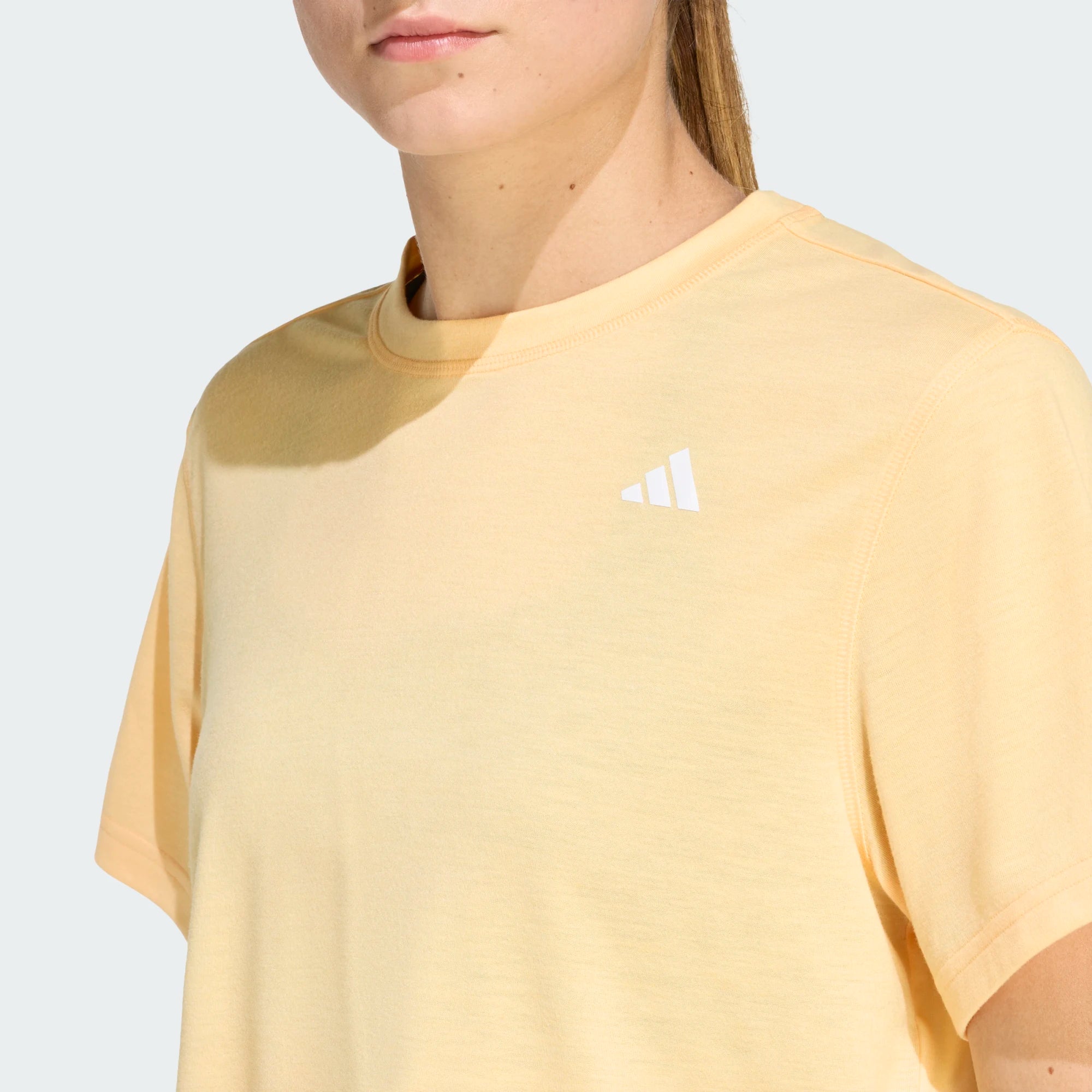adidas Train Essentials Boxy Workout  Kadın T-Shirt - Sarı