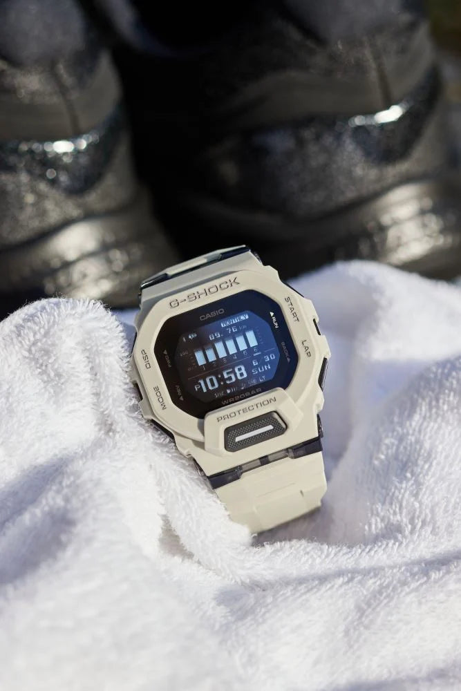 Casio G-Shock GBD-200Uu-9DR Gri Unisex Analog - Dijital