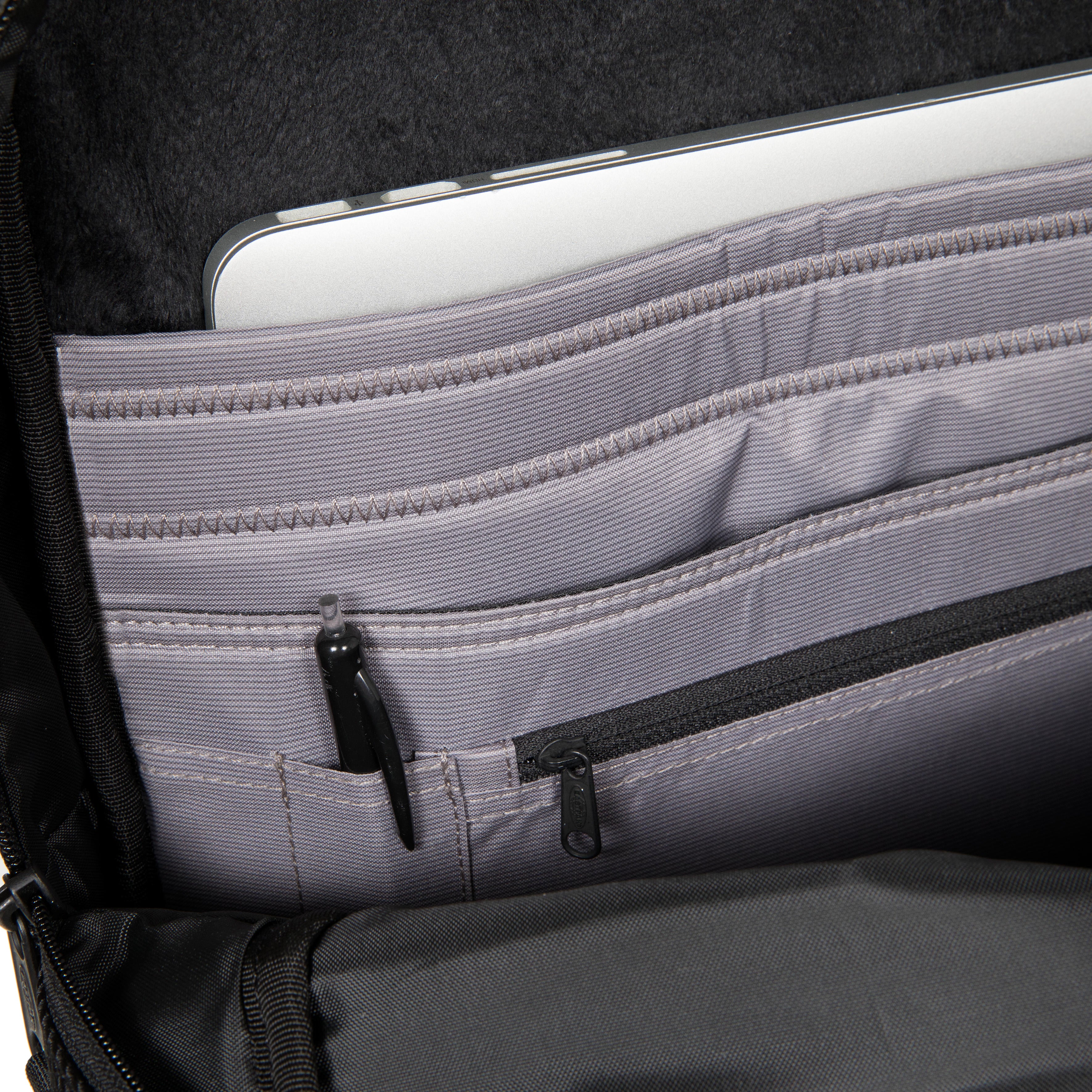 Eastpak  Tecum M  Unisex Sırt Çantası - Siyah