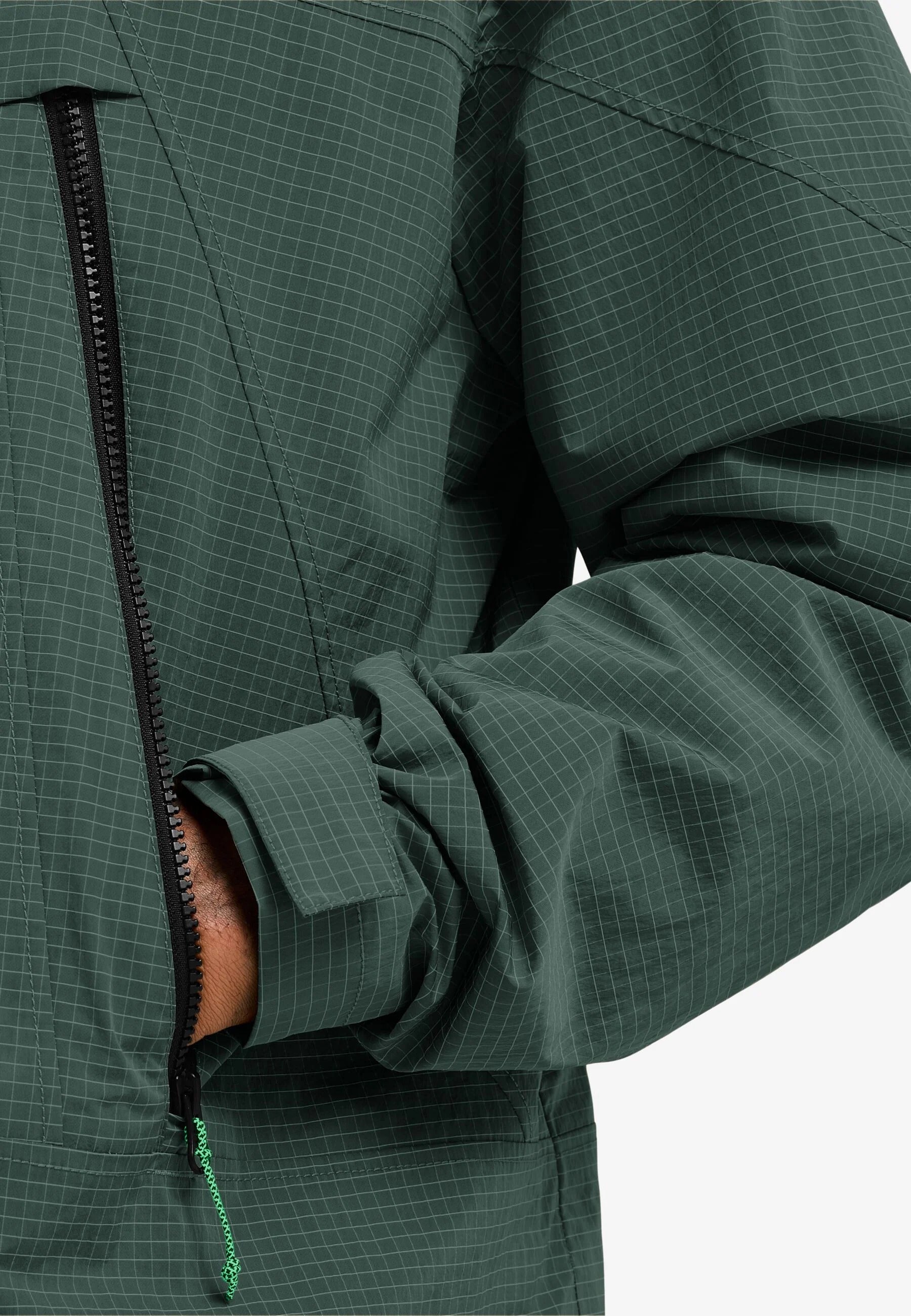 Jack Wolfskin Find The Wild 2L Erkek Mont - Haki