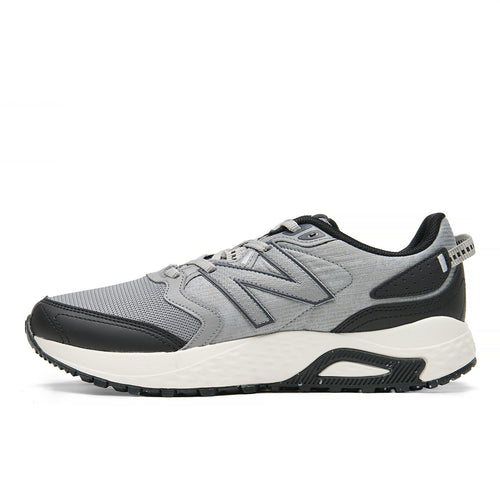 New Balance Trail Running Erkek Koşu Ayakkabısı - Gri