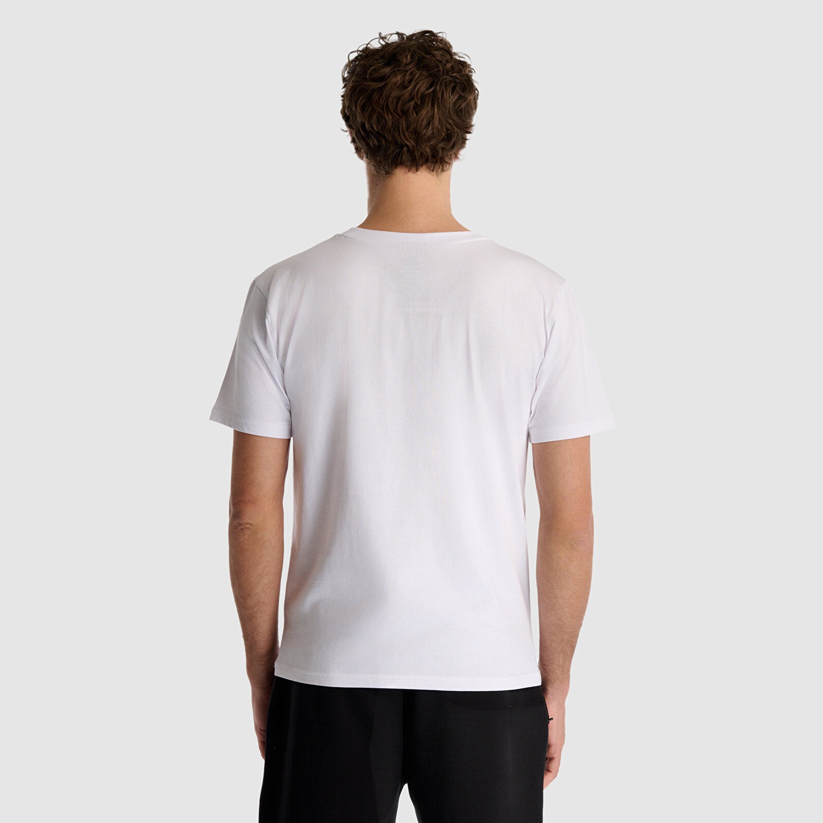 New Balance  MNT1537  Erkek T-Shirt - Beyaz