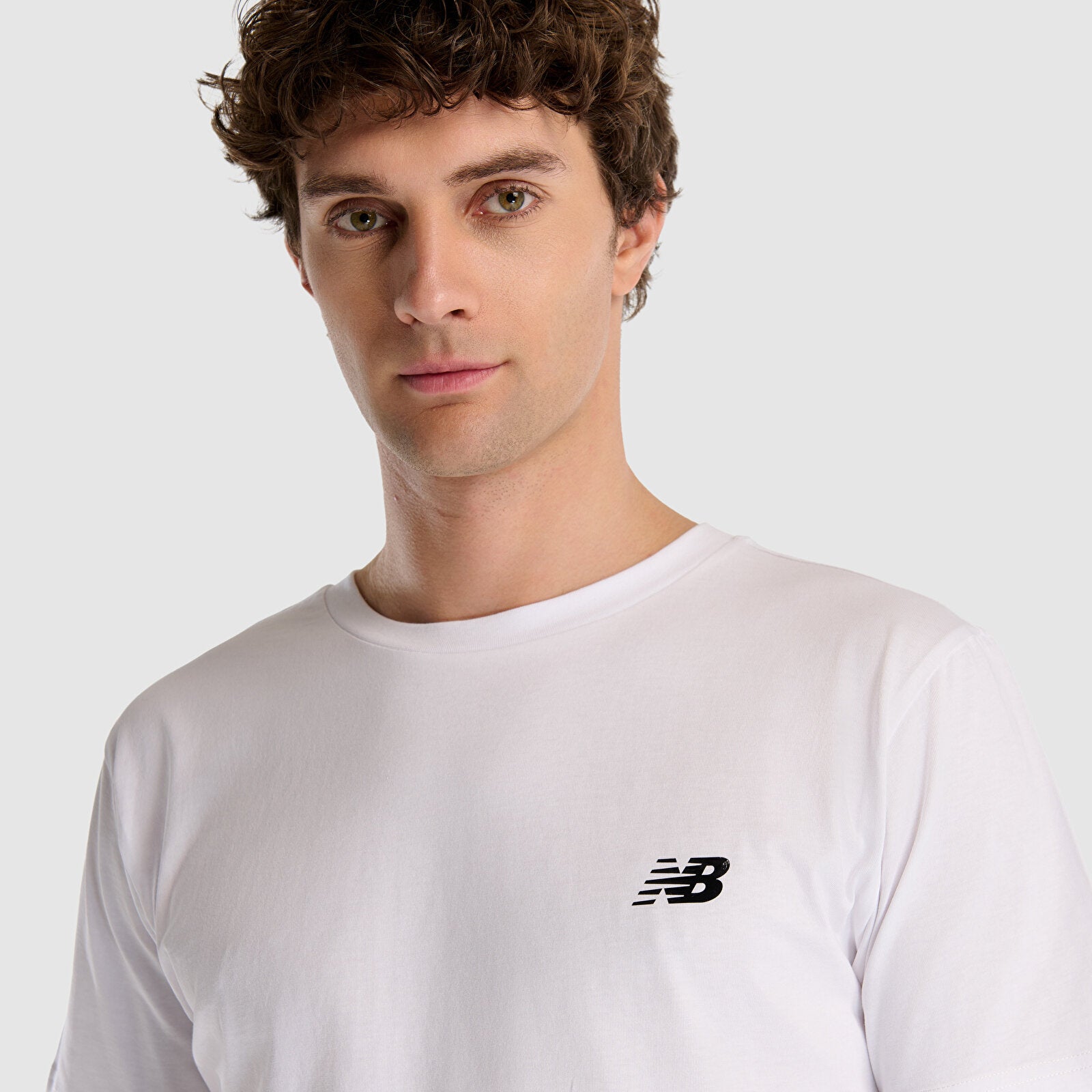 New Balance  MNT1537  Erkek T-Shirt - Beyaz