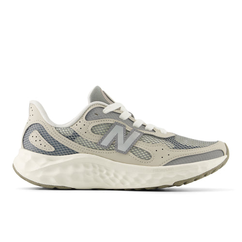 New Balance Arishi V4 Kadın Koşu Ayakkabısı - Bej