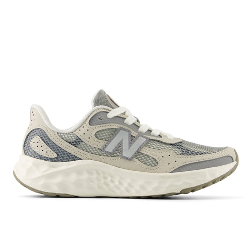 New Balance Arishi V4 Kadın Koşu Ayakkabısı - Bej