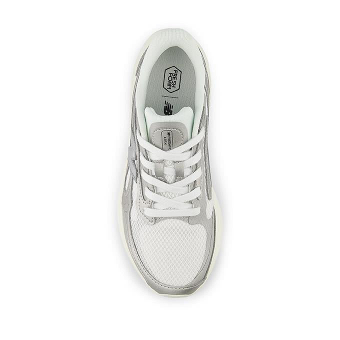 New Balance Arishi V4 Gri Kadın Koşu Ayakkabısı