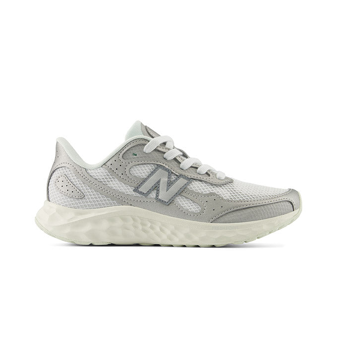 New Balance Arishi V4 Gri Kadın Koşu Ayakkabısı
