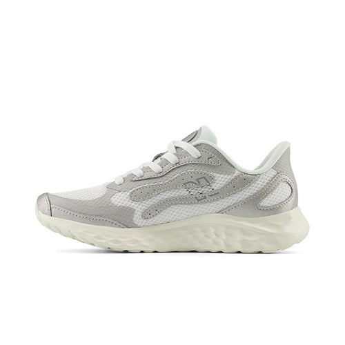 New Balance Arishi V4 Kadın Koşu Ayakkabısı - Gri