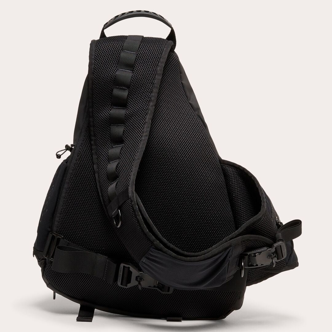 Oakley  Latitude Sling Pack  Erkek Omuz Çantası - Siyah