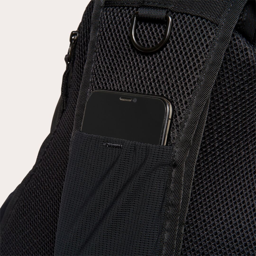 Oakley  Latitude Sling Pack  Erkek Omuz Çantası - Siyah