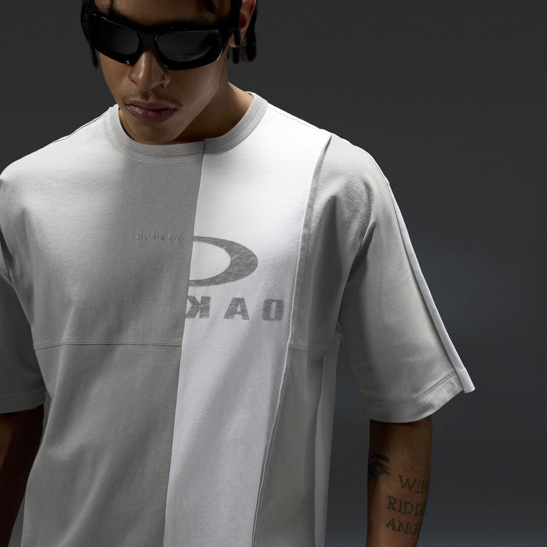 Oakley  Reserve Momento  Erkek T-Shirt - Gri