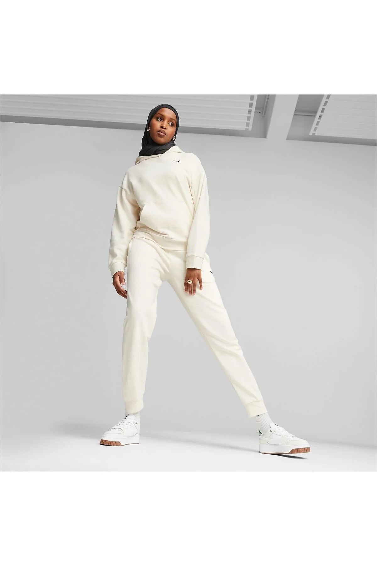 Puma Better Essentıals Kadın Sweatshirt - Beyaz