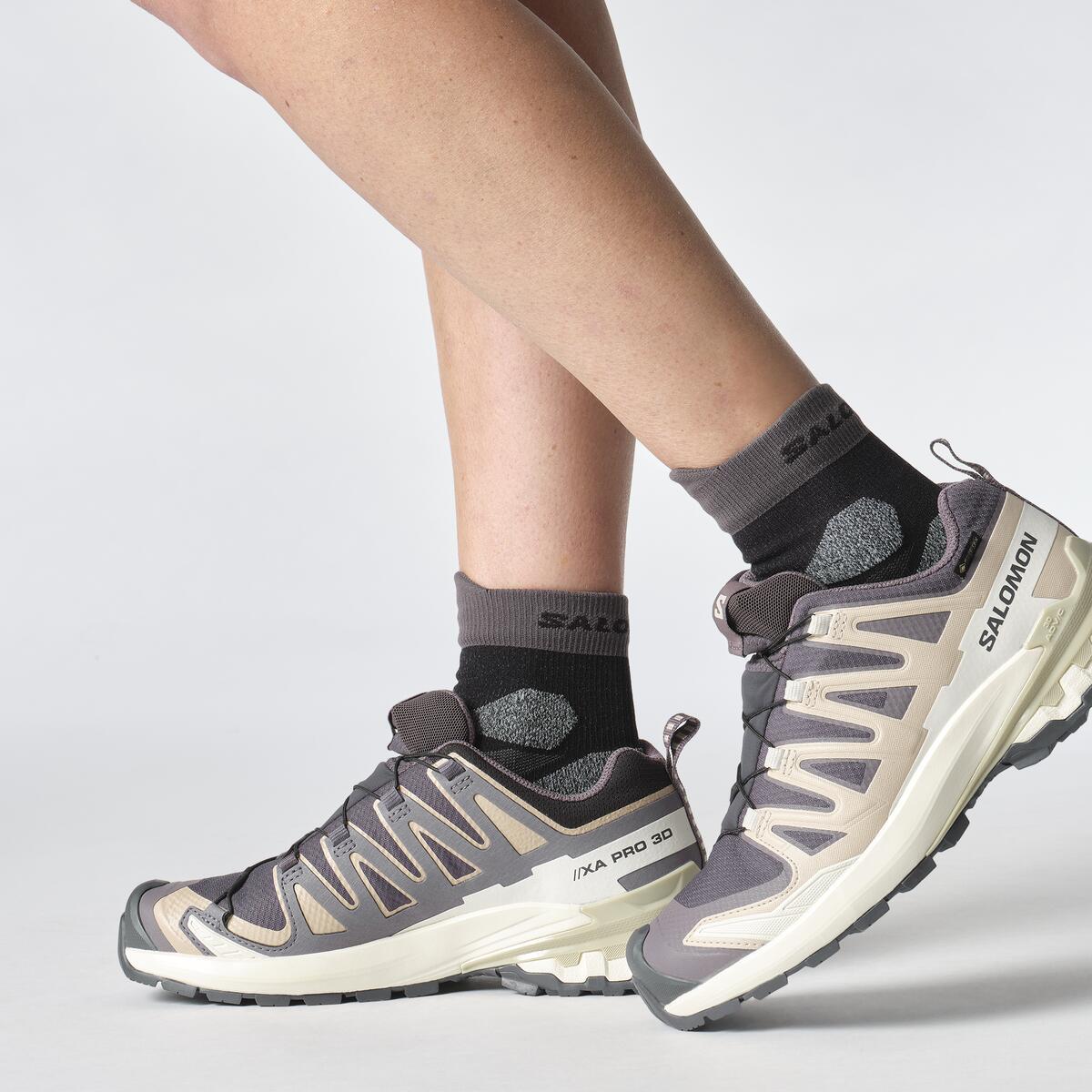 Salomon XA Pro 3D V9 Gore-Tex Kadın Outdoor Ayakkabı - Çok Renkli