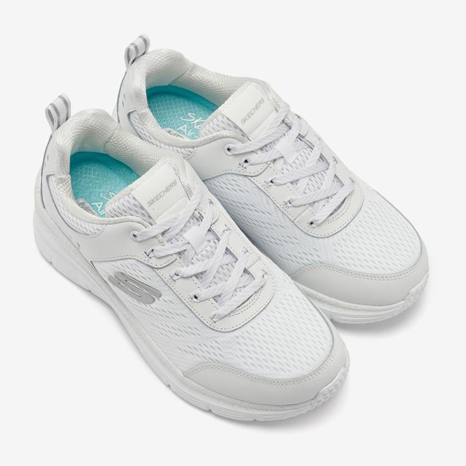 Skechers  Fashion Fit  Beyaz Kadın Sneaker
