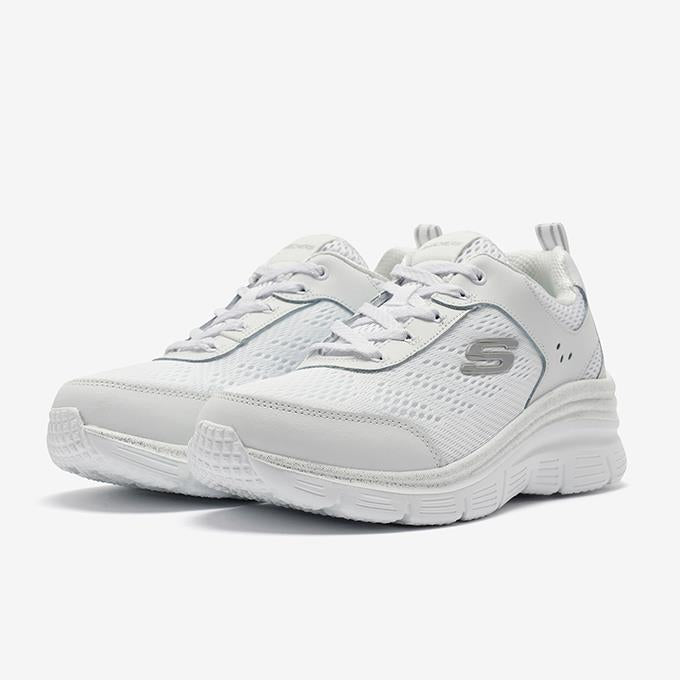 Skechers  Fashion Fit  Beyaz Kadın Sneaker