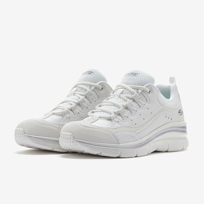 Skechers Fashion Fit Kadın Beyaz Sneaker