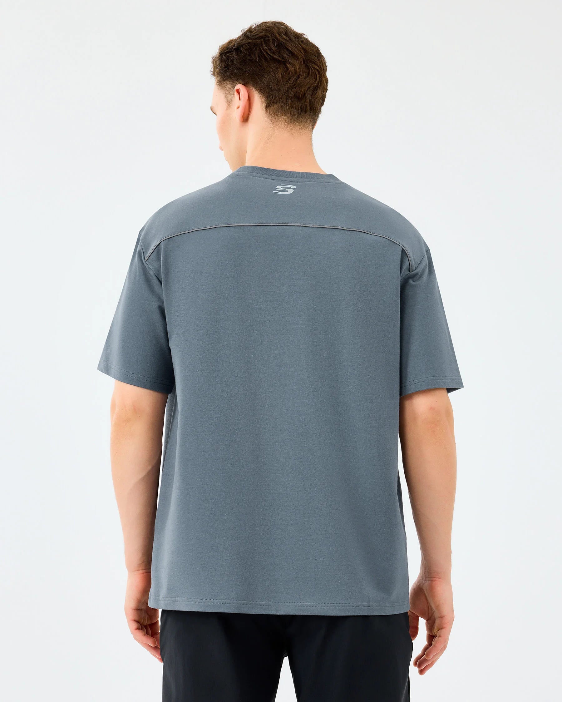 Skechers Graphic Tee Reflect Logo Oversize Gri Erkek T-Shirt