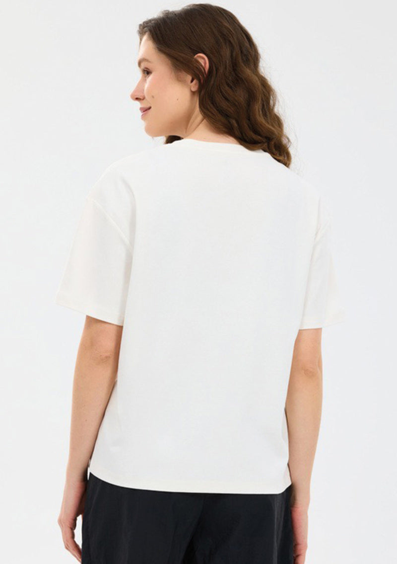 Skechers  Loose Fit  Kadın T-Shirt - Beyaz