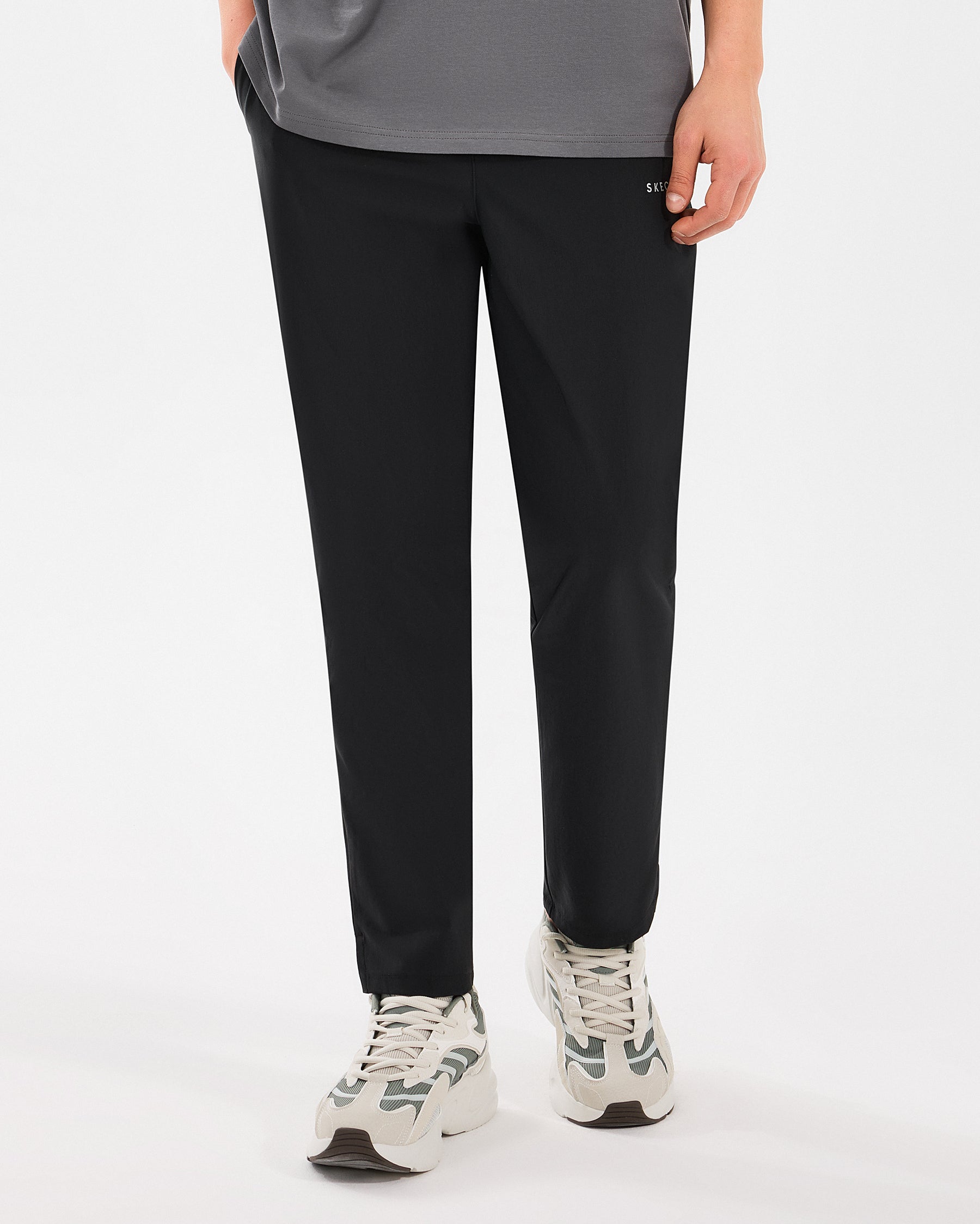 Skechers Micro Micro Slim Siyah Erkek Pantolon