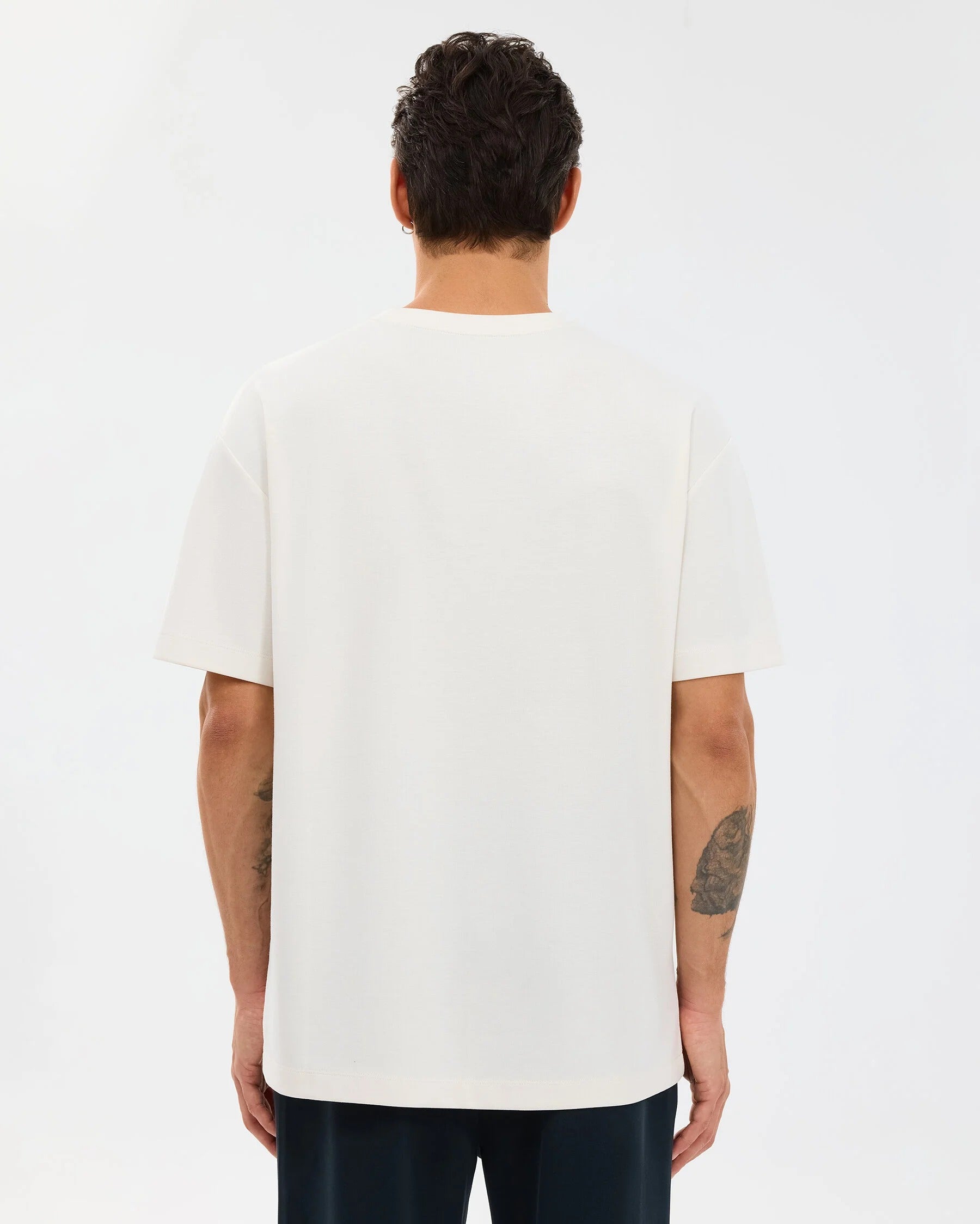 Skechers  Relaxed Fit  Erkek T-Shirt - Beyaz