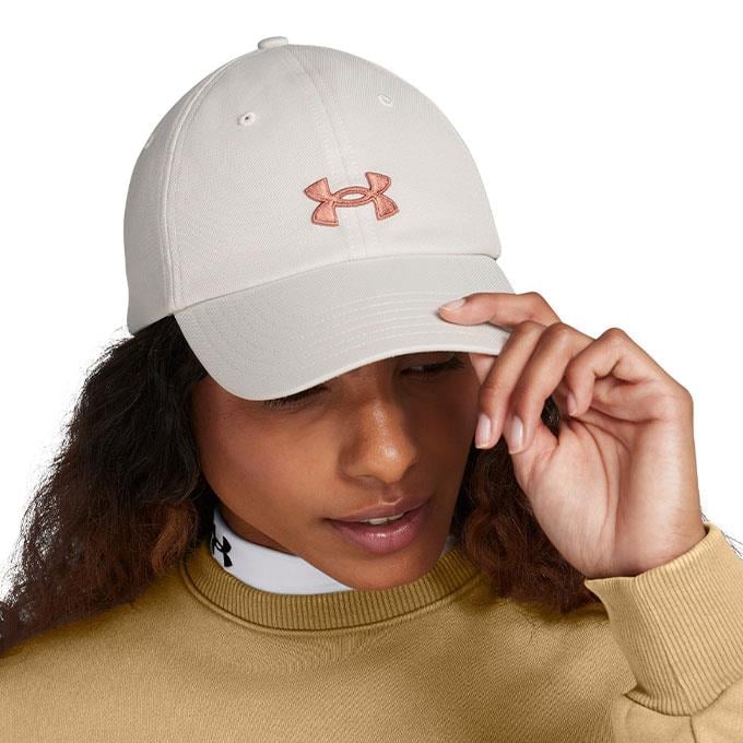 Under Armour Blitzing Adj Beyaz Kadın Şapka